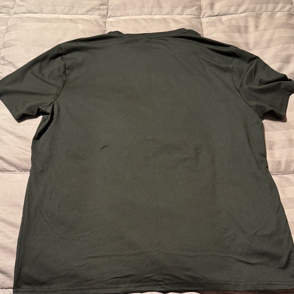 Large Tee - Picture 4 of 4